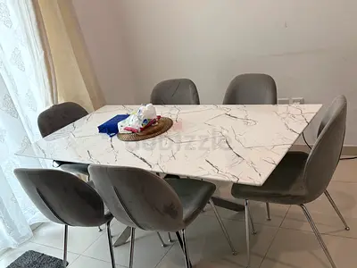 Dinning table