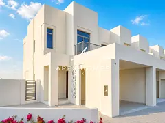 END CORNER UNIT | VACANT | SINGLE ROW | SPACIOUS