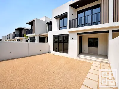 4BR Townhouse | Jebel Ali Village | Private Garden | Park & Community Views