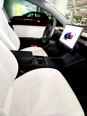 GCC●MODEL 3 STANDARD●DIRECT FROM OWNER●UNDER WARRANTY
