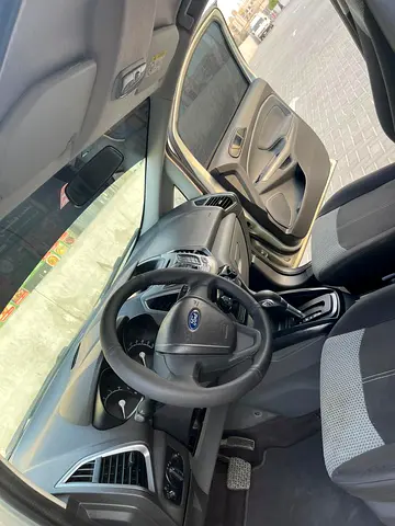 2017 FORD ECOSPORT 照片 3