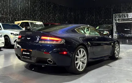 2014 Aston Martin VANTAGE 照片 4