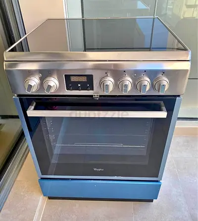 Whirlpool brand 4 Hobs Electric ceramic Cooking Range size 60cm