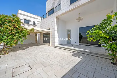Vacant and Ready to Move In | with Elevator