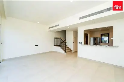 Prime Location ready to Move in Prime location