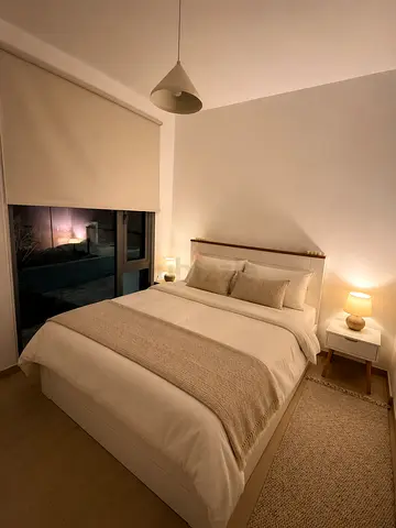 King size bed with mattress