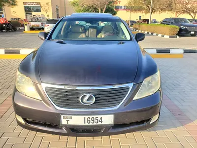 Lexus LS 460L - GCC