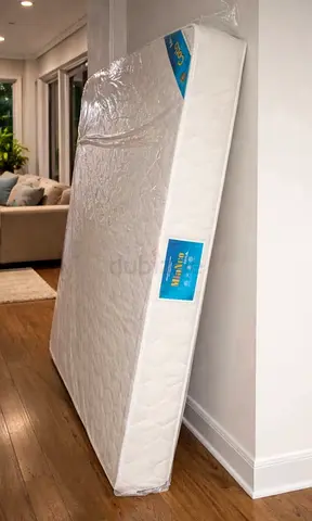 Brend New Queen size 160x200 spring matress Available 22 cm thikniss