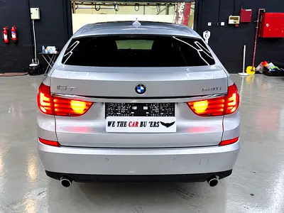 2011 BMW 5-SERIES 缩略图 6