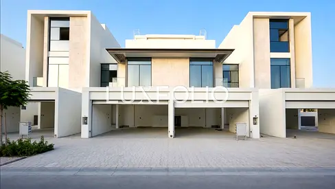 Mortgage Allowed | Large Plot | Viewable Today