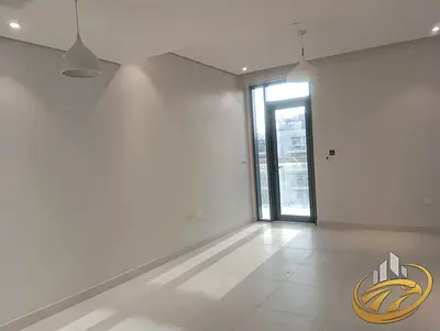 Specious Layout | Ready to Move| Balcony & Gym Access