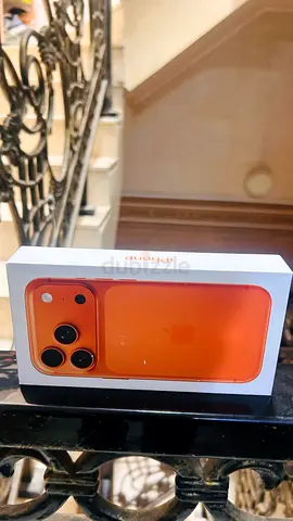 Sealed iPhone 17 Pro 256gb in Orange - Brand New Boxed