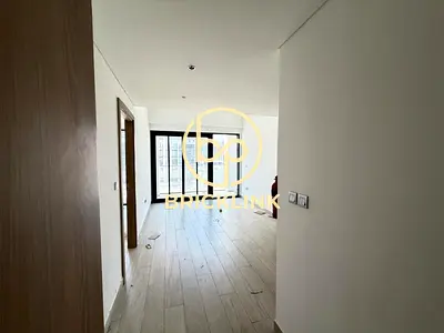 3BR Corner | Crystal Lagoon View | Vacant | Prime MBR City Living