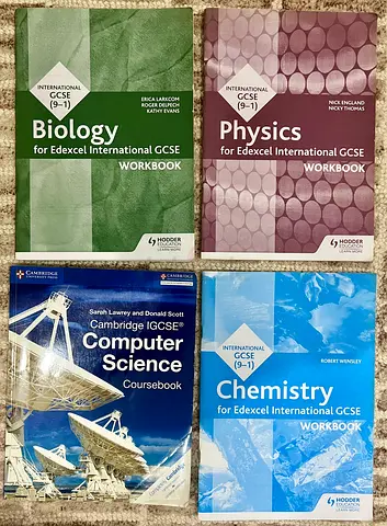 Set of 4 IGCSE Science & Computer Science Coursebooks/Workbooks