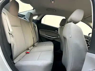 صورة 6 لـ 2020 FORD ESCORT
