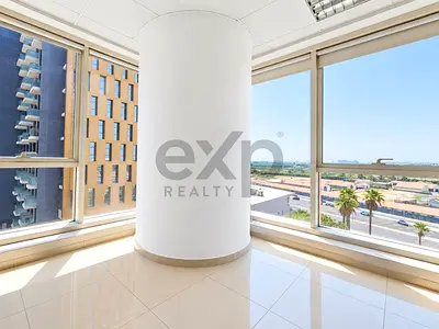 Vacant | Corner Office | Racecourse View