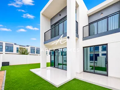 VACANT I CORNER UNIT I LARGEST PLOT SIZE