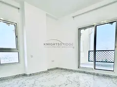 High-Floor 3BR | Renovated | Closed Kitchen