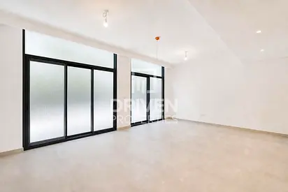Single Row | Damac Hills Backing | Vacant