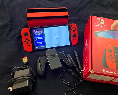 Nintendo Switch Red (including a game)