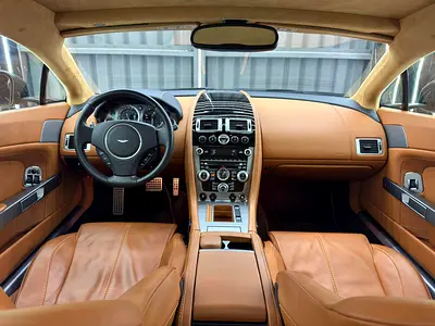2014 Aston Martin VANTAGE 照片 17