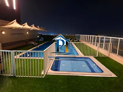 Best Deal! Massive 2 Bedroom Apartment + Free Parking & Pool