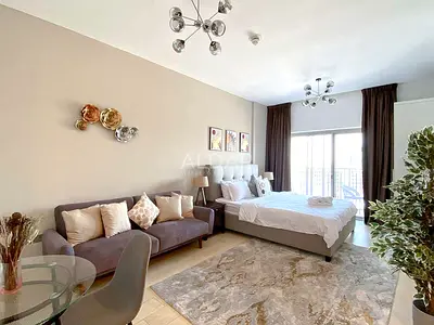 Well Equipped|Specious And Bright|Prime Location