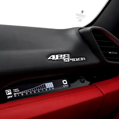 2016 Ferrari 488 SPIDER — фото 12