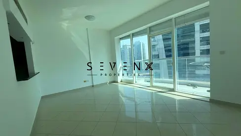 Bright 1BR | Rooftop Pool | Spacious Layout