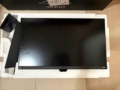 BenQ 27-inch Computer Monitor - Good Condition with Stand (Like New)