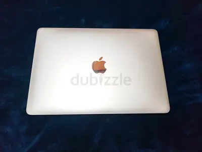 Apple MacBook (Silver) - Good Condition, Closed View