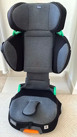 Chicco Fold & Go I-Size Car Seat