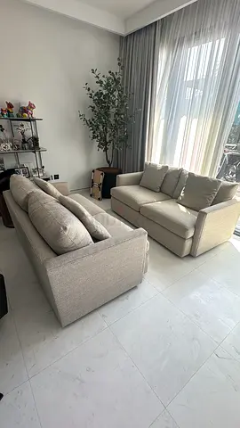 Crate and barrel couch