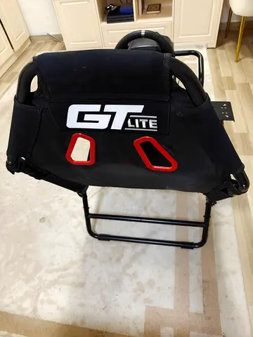 GT Lite Gaming Chair - G923 steering - padel
