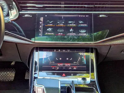 2021 AUDI Q8 — миниатюра 15