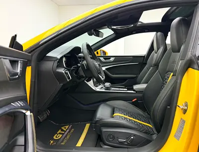 صورة 9 لـ 2021 AUDI RS7