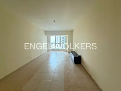 Spacious | Unfurnished | Mid Floor