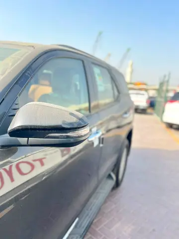صورة 7 لـ 2026 Toyota FORTUNER