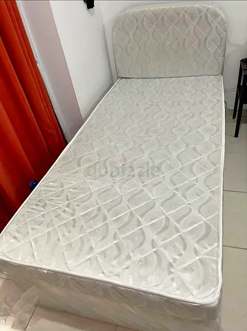 BRAND NEW SINGLE AMERICAN BASE WITH MATTRESS AVAILABLE