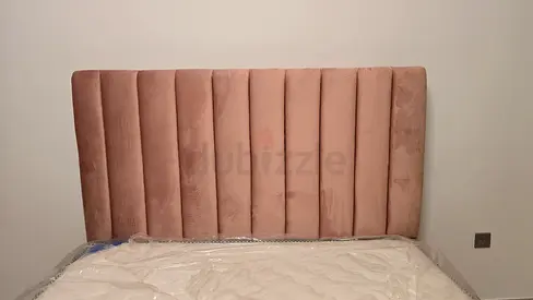 Pink Velvet Vertical Tufted Headboard with Mattress