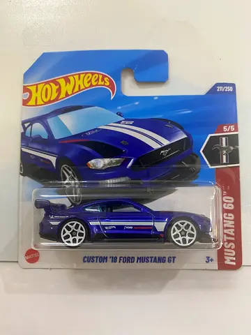 Hot Wheels Custom '10 Ford Mustang GT -