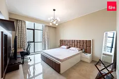 Fully furnished I Spacious Layout I Pool View