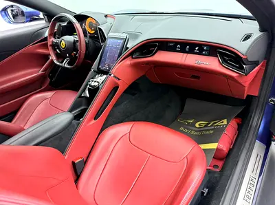 2021 Ferrari ROMA — фото 9