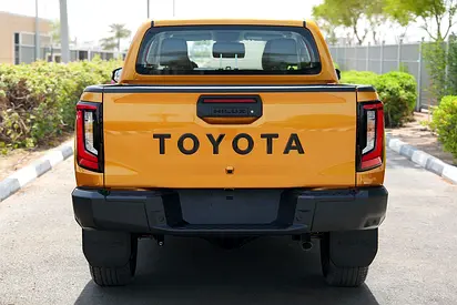 صورة 8 لـ 2026 Toyota HILUX