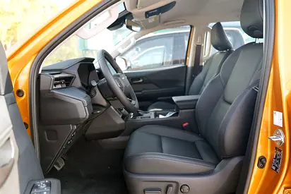 صورة 11 لـ 2026 Toyota HILUX