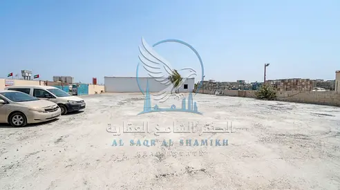 حوطة للإيجار في الصجعة | مساحة 20,000 قدم مربع | كهرباء 60 كيلووات | 300,000 درهم