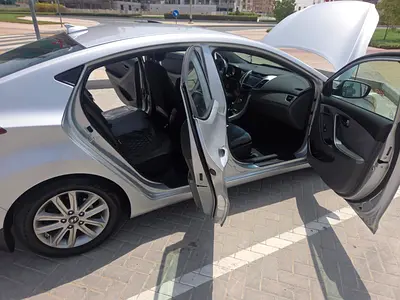 2015 Hyundai ELANTRA 照片 1