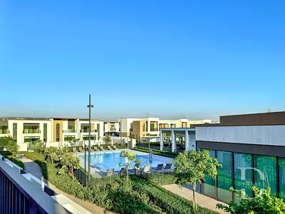 EXCLUSIVE | POOL FACING | SINGLE ROW | PREMIUM LOCATION