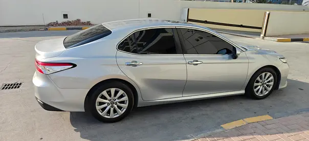 2019 Toyota CAMRY — фото 4