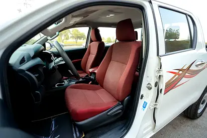 صورة 9 لـ 2022 Toyota HILUX